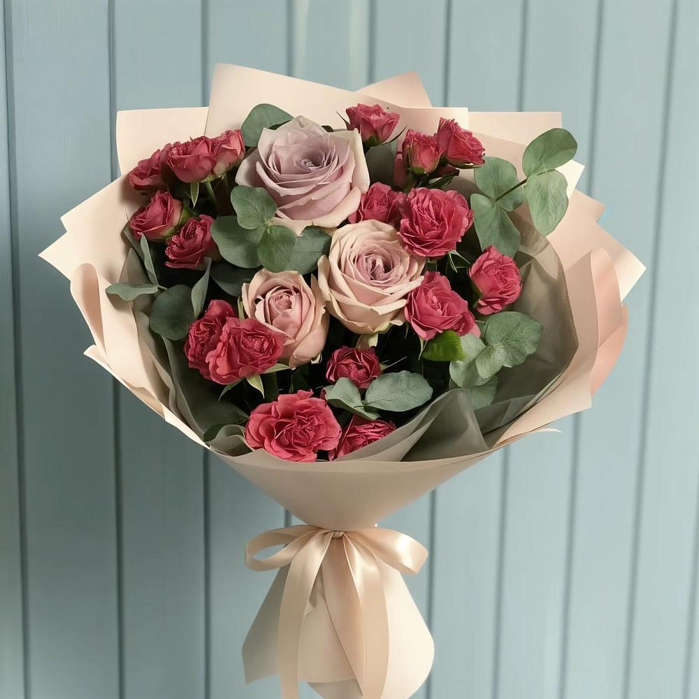 Букет цветов из: Гвоздики и Розы в Асбесте