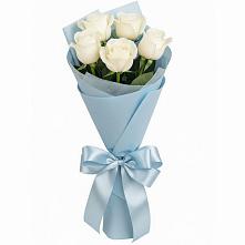 Букет 5 Белых роз Проуд в Асбесте