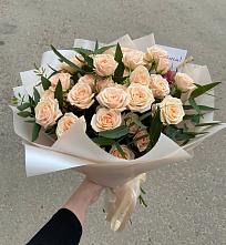 Букет Кремовые розы Латте в Асбесте