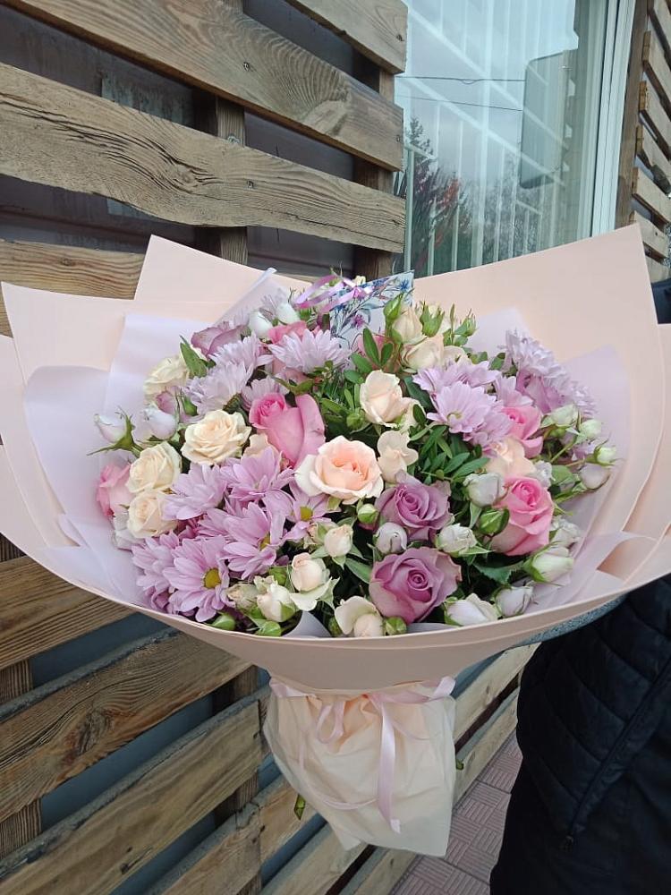 Букет цветов из: Розы и Хризантемы в Асбесте