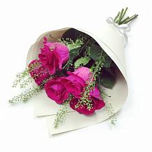 Букет цветов из:  Розы в Асбесте