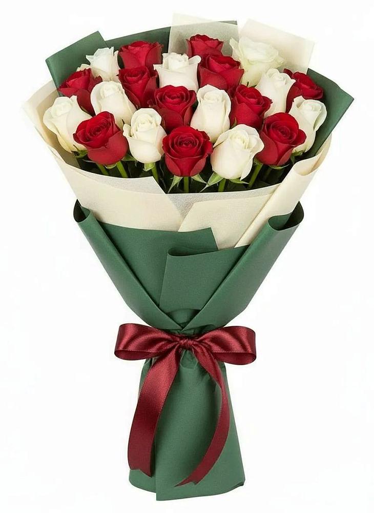 Букет Микс из красных и белых роз в Асбесте