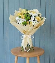 Букет цветов из:  Хризантемы и Розы в Асбесте